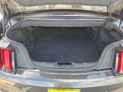 Used 2022 Ford Mustang Premium image 10