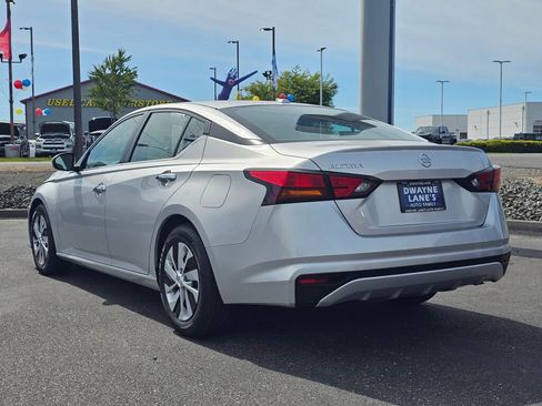 Used 2019 Nissan Altima 2.5 S FWD image 3