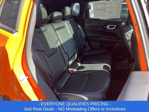 New 2026 Jeep Compass Limited image 25
