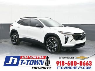 New 2026 Chevrolet Trax RS w/ Sunroof Package FWD 360° Tour
