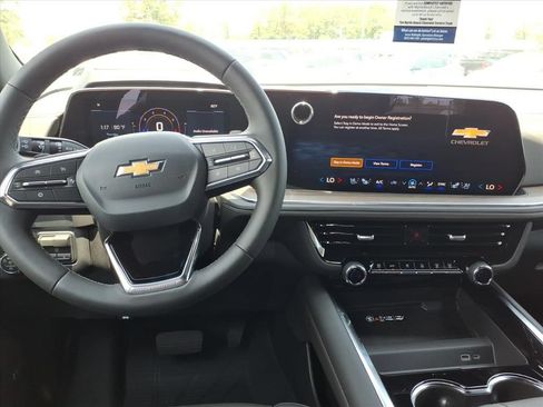 New 2026 Chevrolet Tahoe High Country w/ Sun And Tow Package AWD/4WD image 13