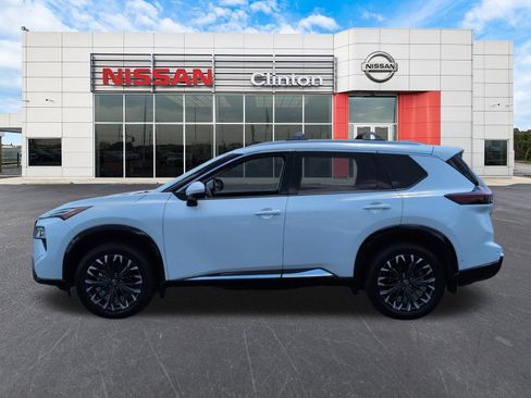 Used 2025 Nissan Rogue Platinum w/ Platinum Premium Package AWD/4WD image 6
