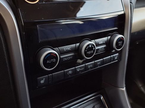 Used 2019 Subaru Ascent Limited image 9