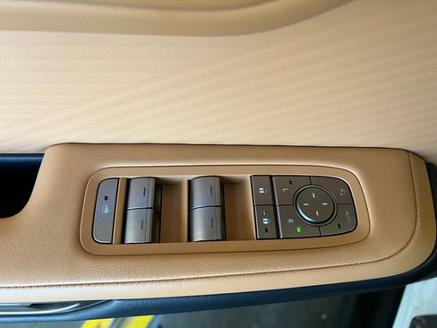 New 2026 Lexus ES 350e FWD image 38