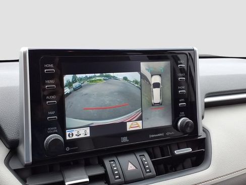Used 2020 Toyota RAV4 Limited AWD/4WD image 13