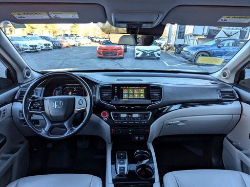 Used 2019 Honda Pilot Touring image 44