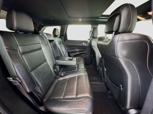 Used 2018 Jeep Grand Cherokee Trailhawk w/ Trailhawk Luxury Group image 24