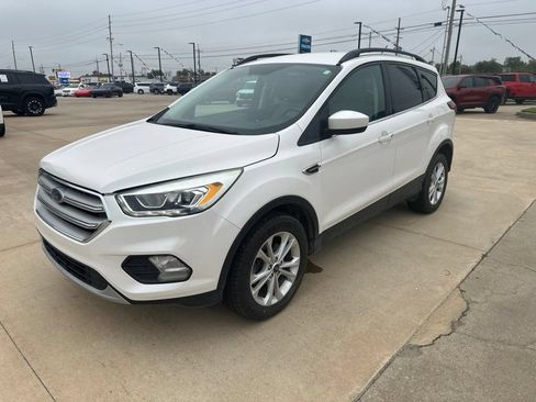 Used 2019 Ford Escape SEL FWD image 25