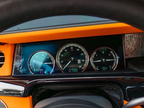 Used 2018 Rolls-Royce Phantom Sedan RWD image 75