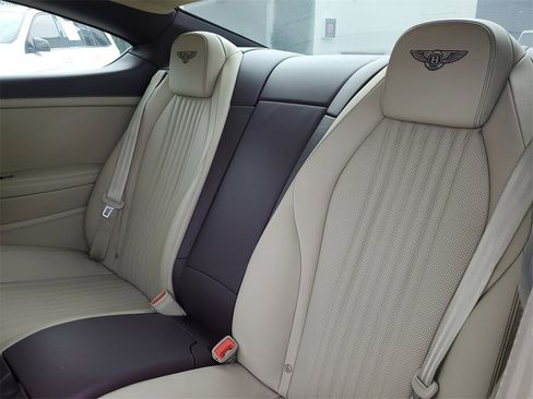 Used 2016 Bentley Continental GT image 13