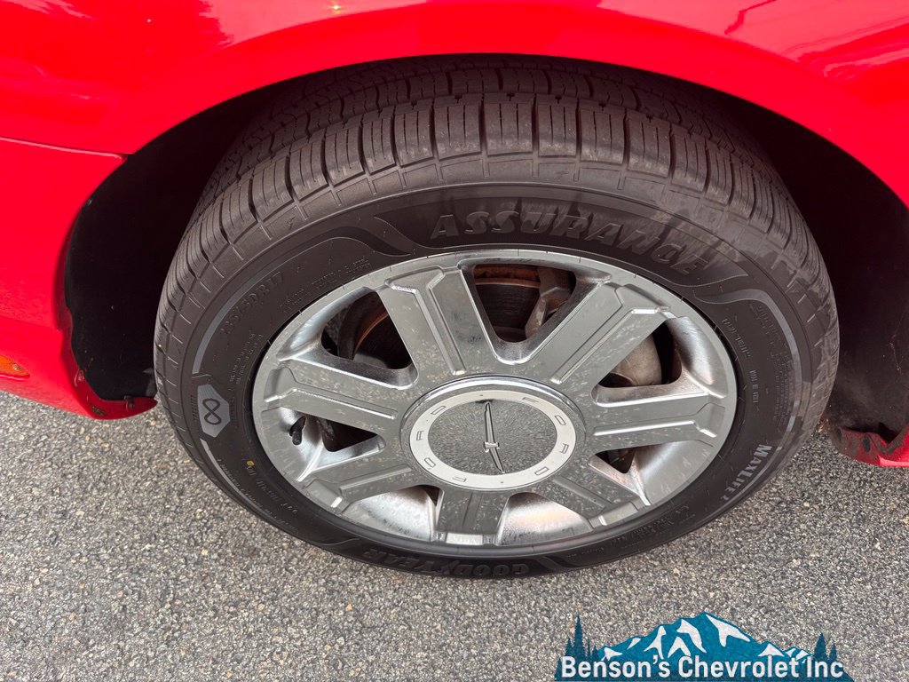 Used 2005 Ford Thunderbird RWD image 10