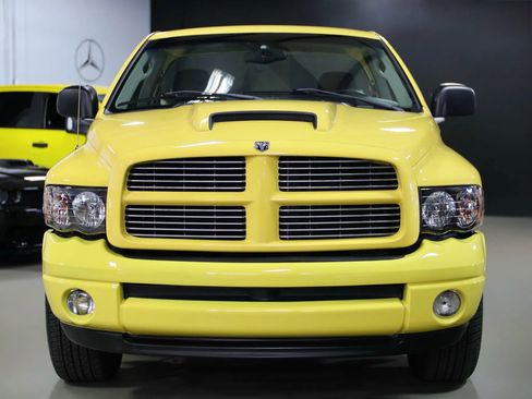 Used 2005 Dodge Ram 1500 Truck SLT w/ Rumblebee Group image 4