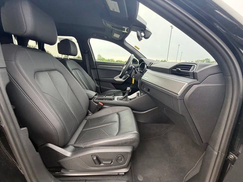 Used 2025 Audi Q3 2.0T Premium AWD/4WD image 34