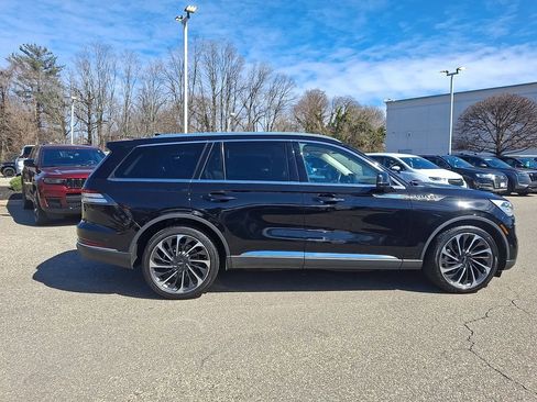 Used 2020 Lincoln Aviator Reserve w/ Equipment Group 202A image 8
