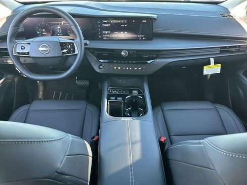 New 2025 Nissan Murano SV image 16