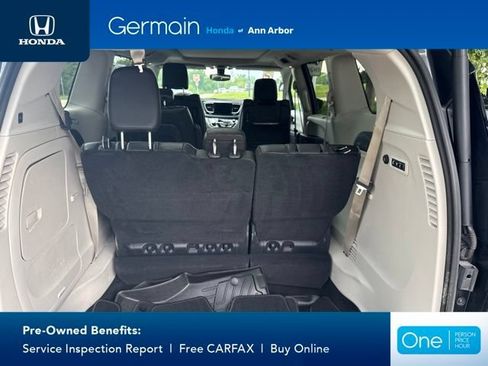 Used 2019 Chrysler Pacifica Limited FWD image 19