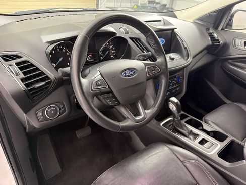 Used 2018 Ford Escape SEL FWD image 4