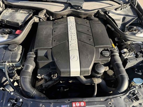 Used 2005 Mercedes-Benz CLK 320 Cabriolet image 30