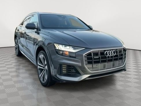 Used 2019 Audi Q8 Prestige AWD/4WD image 4