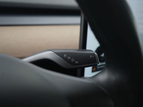 Used 2019 Tesla Model 3 Long Range image 23