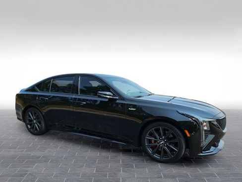 Certified 2025 Cadillac CT5 V RWD image 3