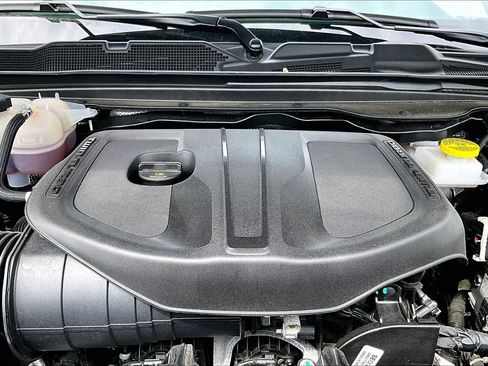 Used 2025 RAM 1500 Big Horn AWD/4WD image 31