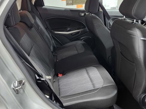 Used 2020 Ford EcoSport SE w/ SE Convenience Package image 18