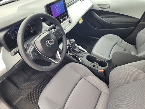 New 2026 Toyota Corolla SE image 7