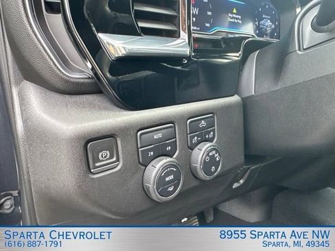 Used 2024 Chevrolet Silverado 1500 LT AWD/4WD image 17