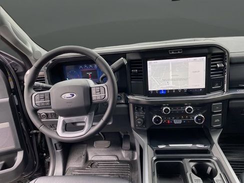 New 2026 Ford F250 Lariat w/ FX4 Off-Road Package image 5