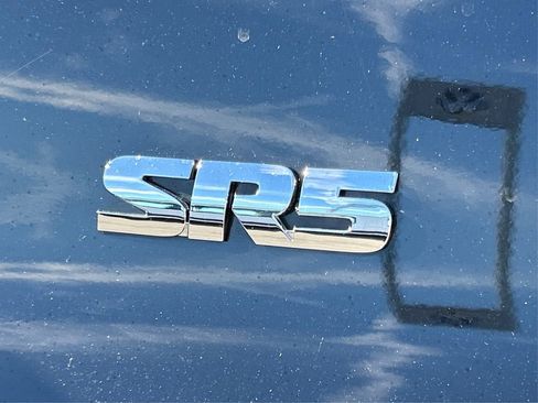 Used 2018 Toyota 4Runner SR5 image 13