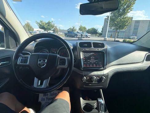 Used 2015 Dodge Journey Crossroad w/ Flexible Seating Group FWD image 16