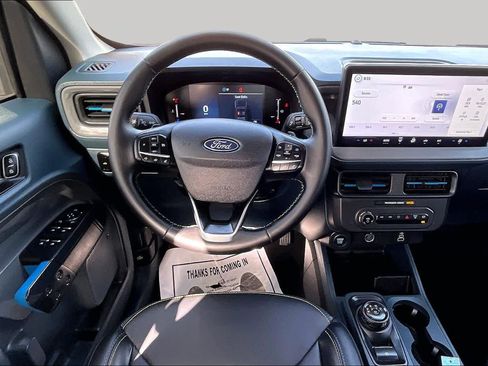 Used 2025 Ford Maverick Lobo AWD/4WD image 6