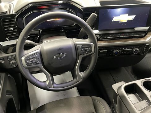 Used 2026 Chevrolet Silverado 1500 RST AWD/4WD image 3