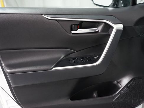 Certified 2024 Toyota RAV4 XLE image 30