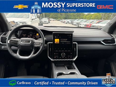 Certified 2026 GMC Acadia Elevation w/ Elevation Premium Package FWD image 15