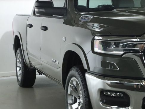 Used 2026 RAM 1500 Big Horn AWD/4WD image 8