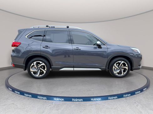 Used 2023 Subaru Forester Touring AWD/4WD image 5
