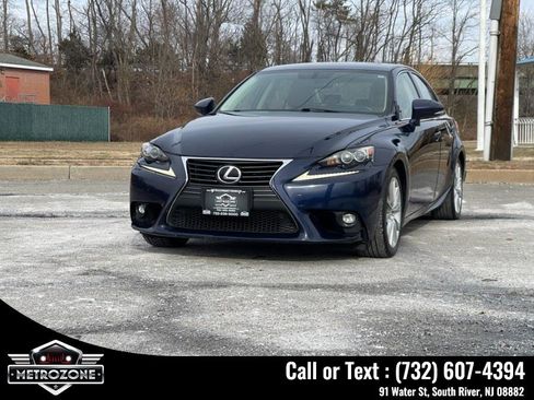 Used 2015 Lexus IS 250 AWD image 3