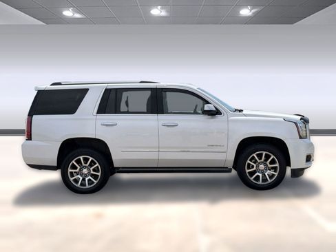 Used 2017 GMC Yukon Denali w/ Open Road Package image 8