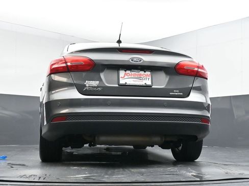 Used 2016 Ford Focus SE w/ Reverse Sensing Package image 41