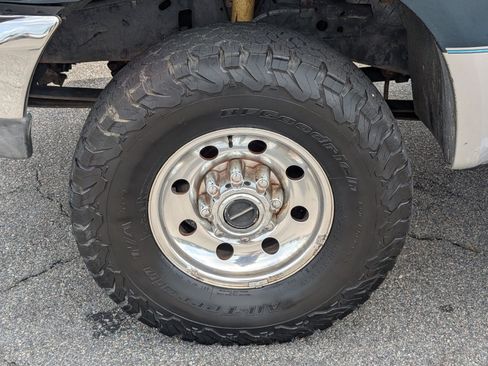 Used 1999 Ford F250 XL AWD/4WD image 13