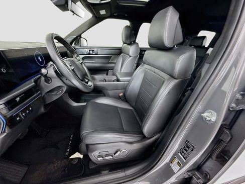 Used 2024 Hyundai Santa Fe Calligraphy FWD image 19