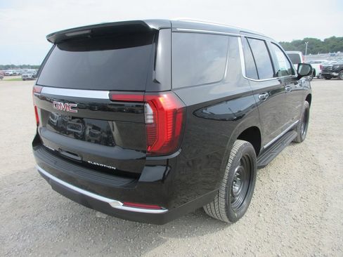 New 2026 GMC Yukon Elevation w/ Elevation Premium Package AWD/4WD image 4