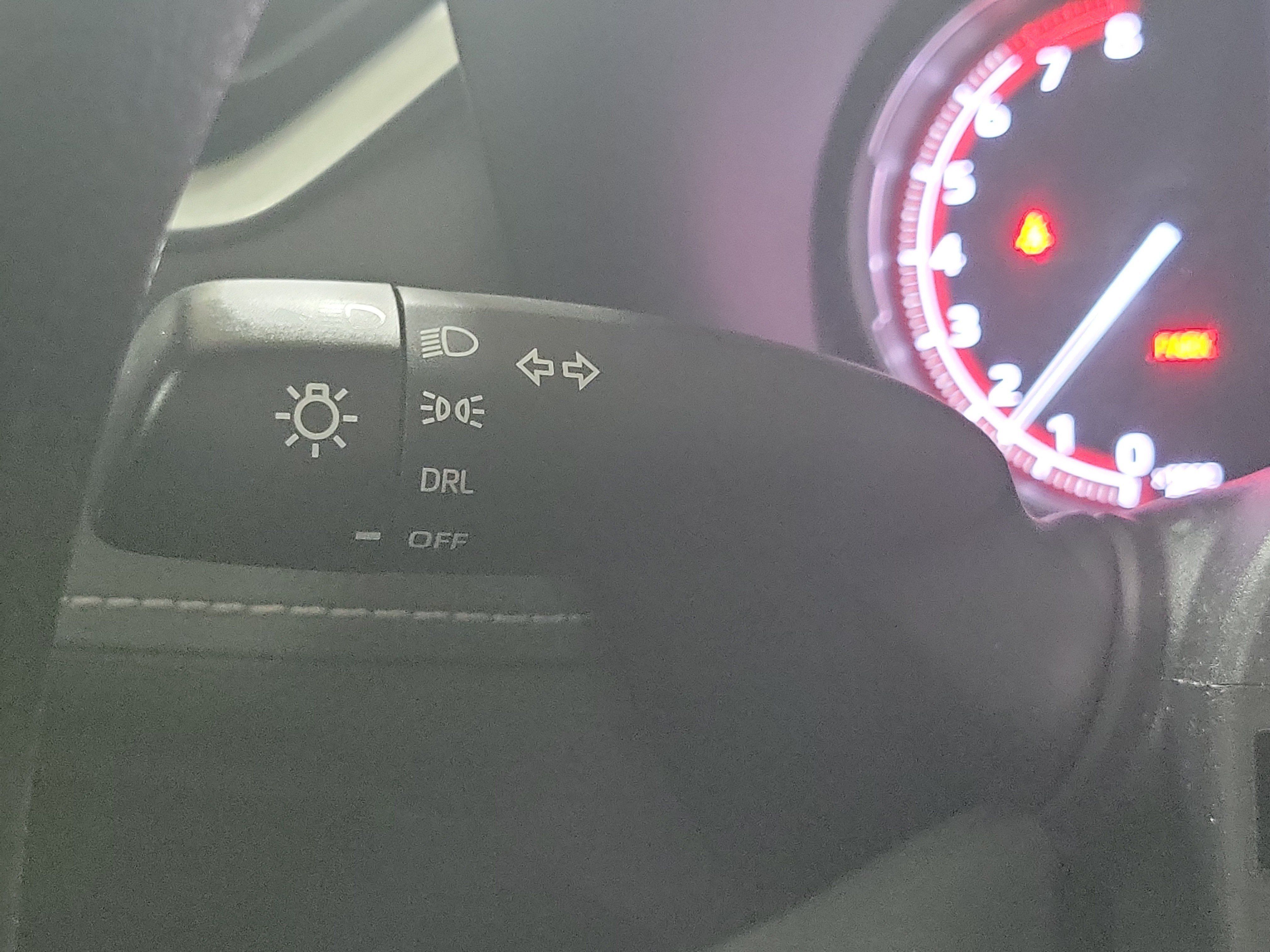 Used 2023 Toyota RAV4 LE AWD/4WD image 24