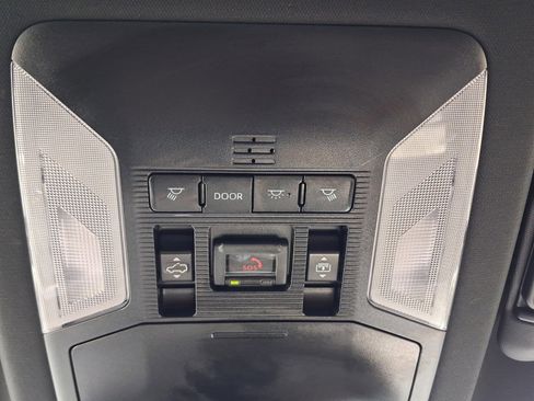 Used 2024 Toyota RAV4 XSE w/ Advanced Technology Package AWD/4WD image 30