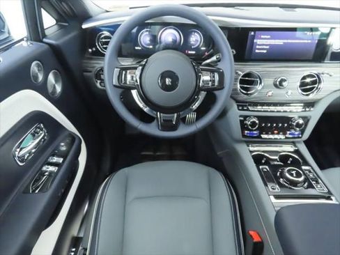 New 2026 Rolls-Royce Spectre image 10