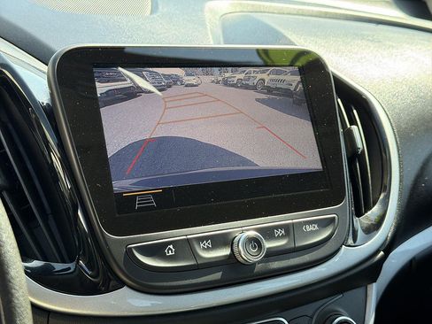 Used 2019 Chevrolet Volt LT FWD image 13