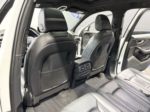 Used 2017 Audi Q7 3.0T Premium image 22
