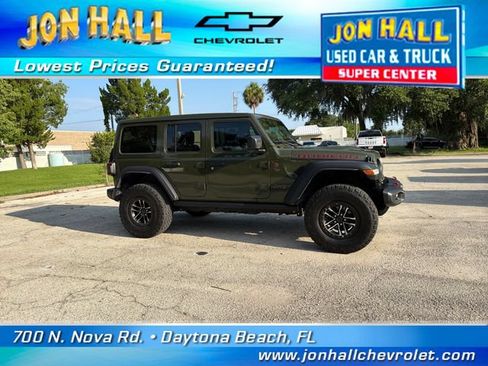 Used 2024 Jeep Wrangler Unlimited Rubicon w/ XTREMEE 35" Tire Package AWD/4WD image 12